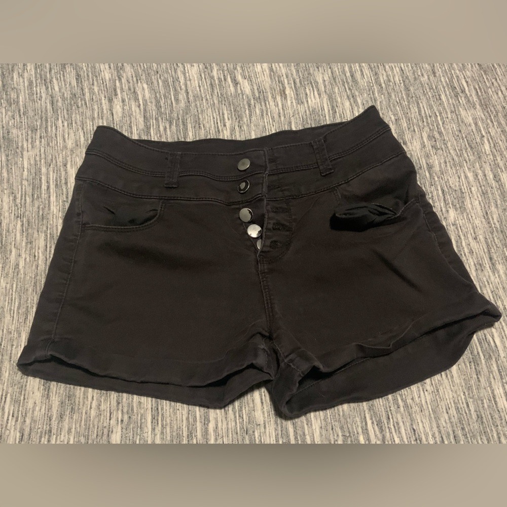 Tinseltown Shirts size 9